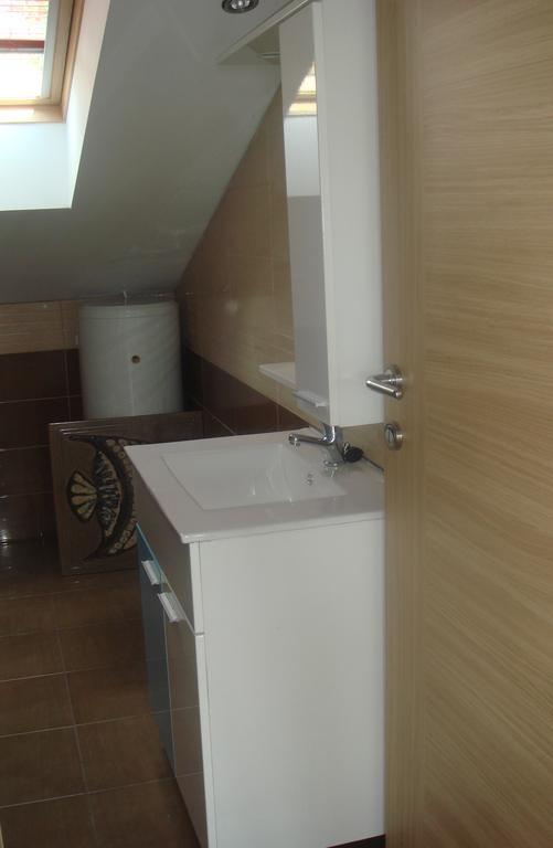 Apartments Jelicic Selce Exterior photo